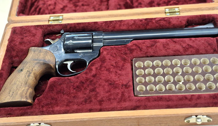 Revolveri Astra 44 Mag, vaihtoase