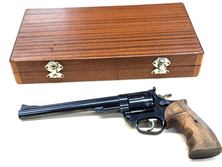 Revolveri Astra 44 Mag, vaihtoase