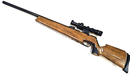 Pienoiskiv��ri CBC 322 22 LR + Tasco 1-3,5, vaihtoase