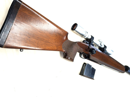 Kiv��ri Tikka M65 30-06 + Burris + vaim., vaihtoase