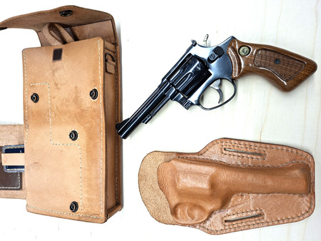 Pienoisrevolveri Taurus m.94 22 LR, vaihtoase