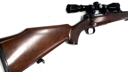 Kivääri Tikka LSA-55 222 Rem + Hakko 6x40, vaihtoase