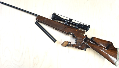 Pienoiskiv��ri Voere 2107 22 LR + vaim + Hunter 3-9x40, vaihtoase